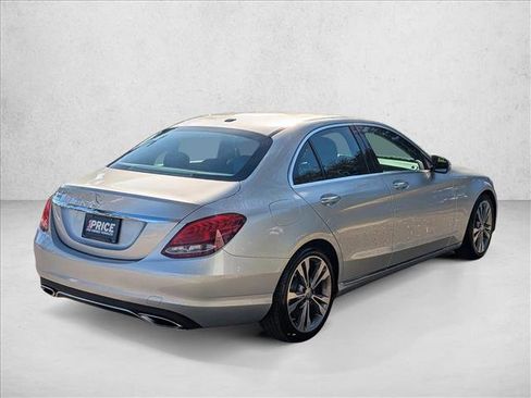 Used 2016 Mercedes-Benz C 300 Sedan image 5