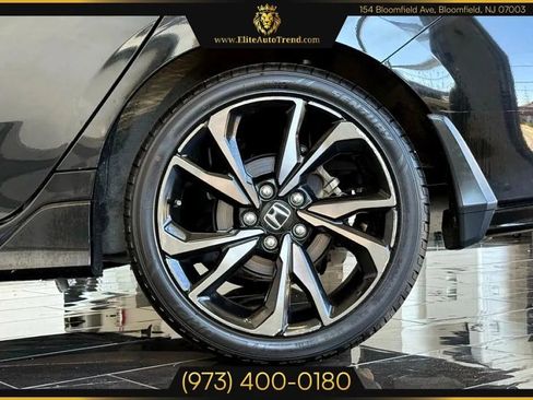 Used 2018 Honda Civic Sport image 28