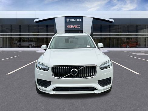 Used 2023 Volvo XC90 B5 Core w/ Climate Package image 8
