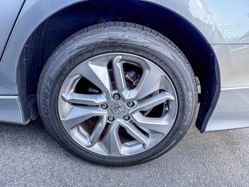 Used 2020 Honda Accord LX image 17