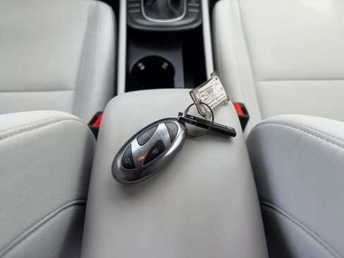 Used 2025 Hyundai Kona SEL image 22