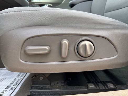 Used 2024 Chevrolet Malibu LT FWD image 25