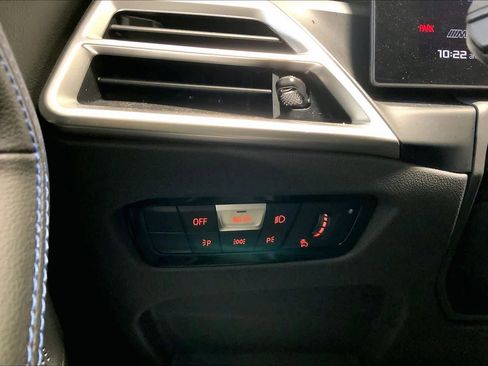 Used 2025 BMW M2 w/ Lighting Package image 34