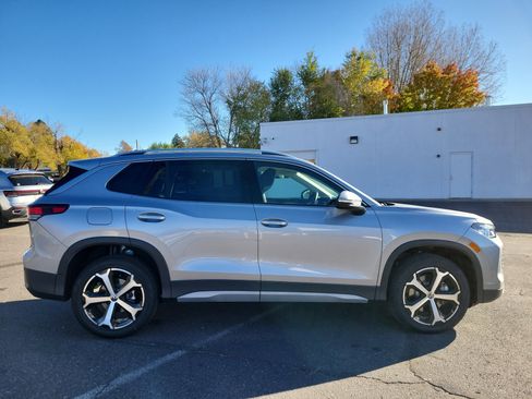 New 2025 Volkswagen Tiguan SE AWD/4WD image 7