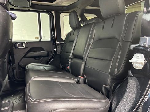 Used 2021 Jeep Wrangler Unlimited Sahara w/ Cold Weather Group image 28