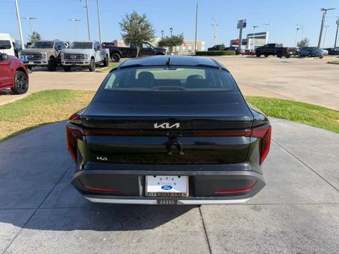 Used 2025 Kia K4 FWD image 6