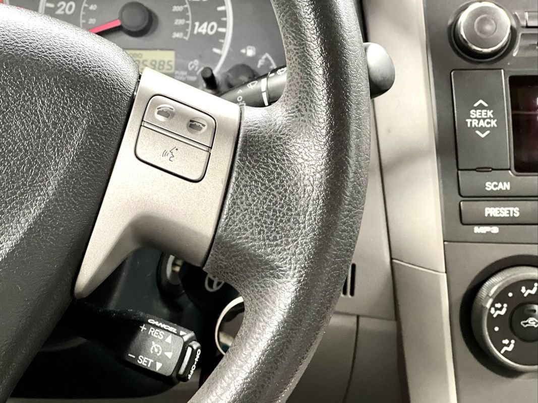 Used 2011 Toyota Corolla LE w/ Premium Pkg FWD image 31