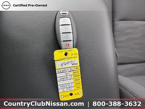 Used 2023 Nissan Frontier SV w/ Technology Package image 34