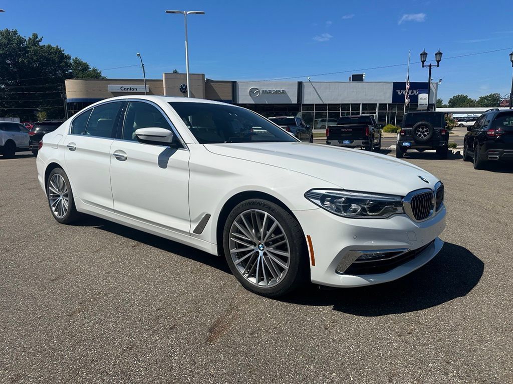 Used 2017 BMW 540i xDrive AWD/4WD image 3