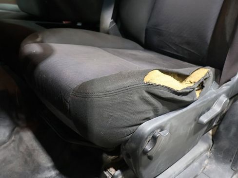 Used 2010 Chevrolet Silverado 2500 W/T image 12