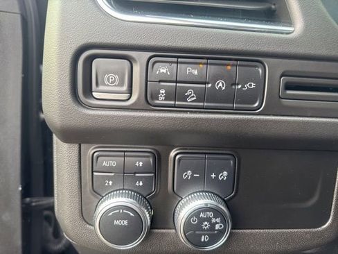 Used 2022 GMC Yukon AT4 image 18