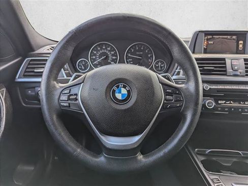Used 2017 BMW 330i xDrive Sedan AWD/4WD image 15