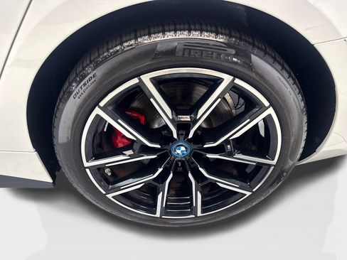 Used 2023 BMW i4 eDrive40 w/ M Sport Package RWD image 87