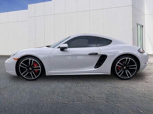 Certified 2024 Porsche 718 Cayman S RWD image 2