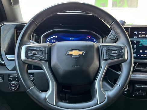 Used 2024 Chevrolet Silverado 2500 LTZ image 20