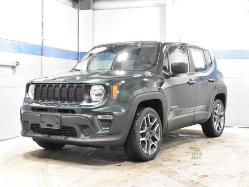 Used 2021 Jeep Renegade Sport image 3