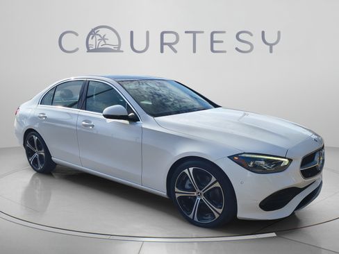 Used 2023 Mercedes-Benz C 300 Sedan image 7