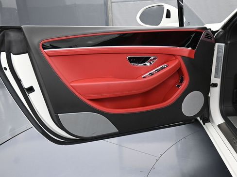 Certified 2021 Bentley Continental GT image 15
