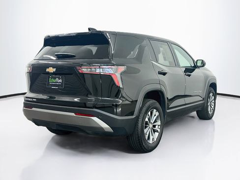 Used 2025 Chevrolet Equinox LT AWD/4WD image 9