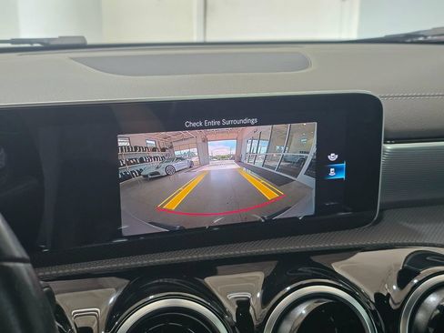 Used 2020 Mercedes-Benz CLA 250 4MATIC image 13