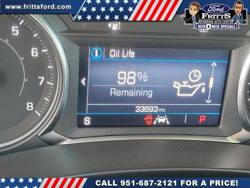 Used 2024 GMC Terrain SLE image 2