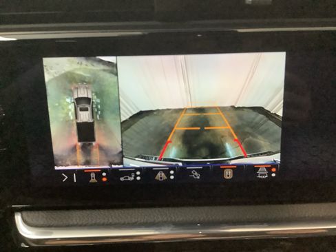 Used 2025 GMC Sierra 2500 Denali AWD/4WD image 19