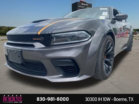 Used 2022 Dodge Charger Scat Pack RWD image 3