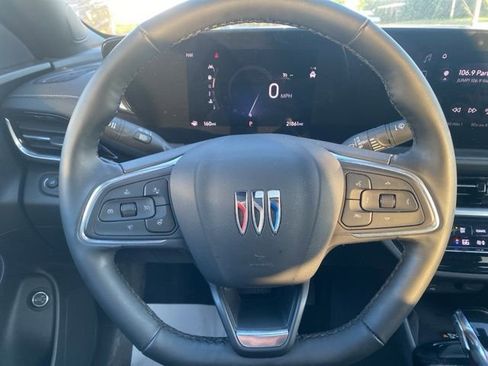 Used 2024 Buick Envista Avenir FWD image 8