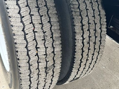 Used 2022 Ford F650 2WD Regular Cab Super Duty image 34