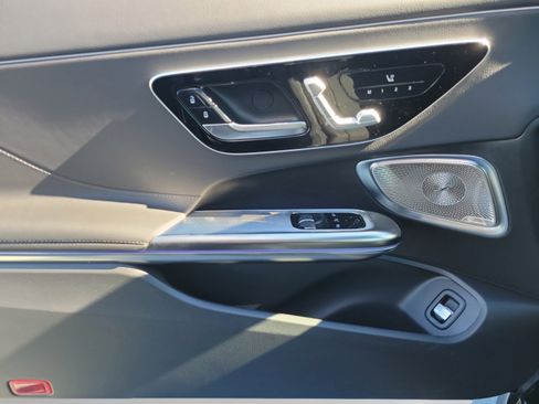 Certified 2026 Mercedes-Benz CLE 300 4MATIC Coupe image 26