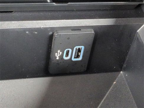 Certified 2026 Ford F450 Lariat w/ Chrome Package image 23