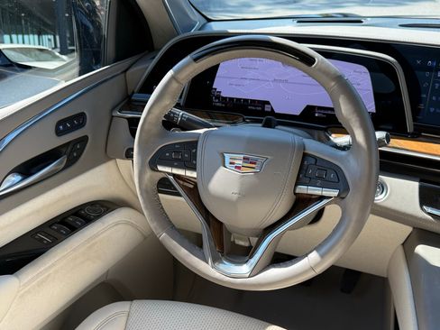 Used 2024 Cadillac Escalade ESV Sport Platinum w/ Heavy-Duty Trailer Package image 35