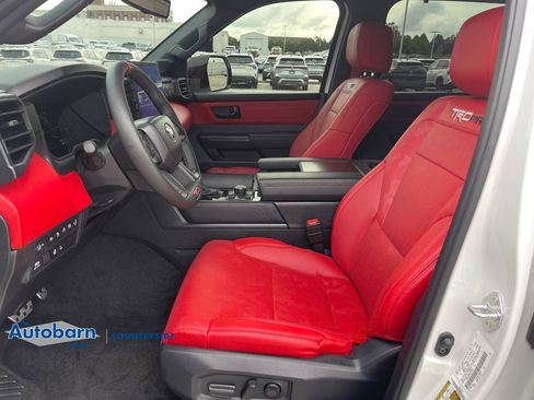 Used 2025 Toyota Sequoia TRD Pro AWD/4WD image 9