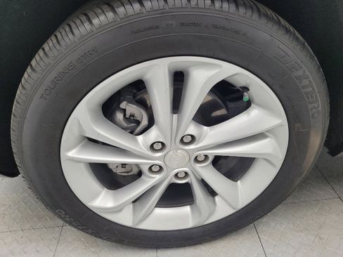 Used 2021 Buick Encore GX Preferred image 31