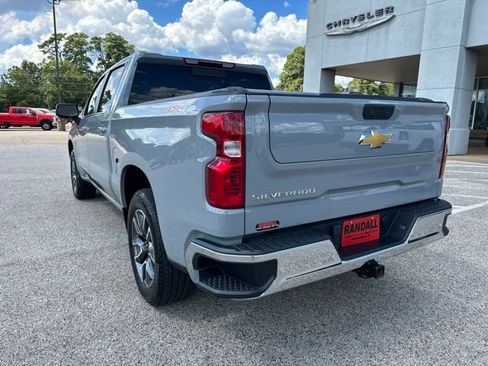 Used 2024 Chevrolet Silverado 1500 LT w/ Safety Package AWD/4WD image 8