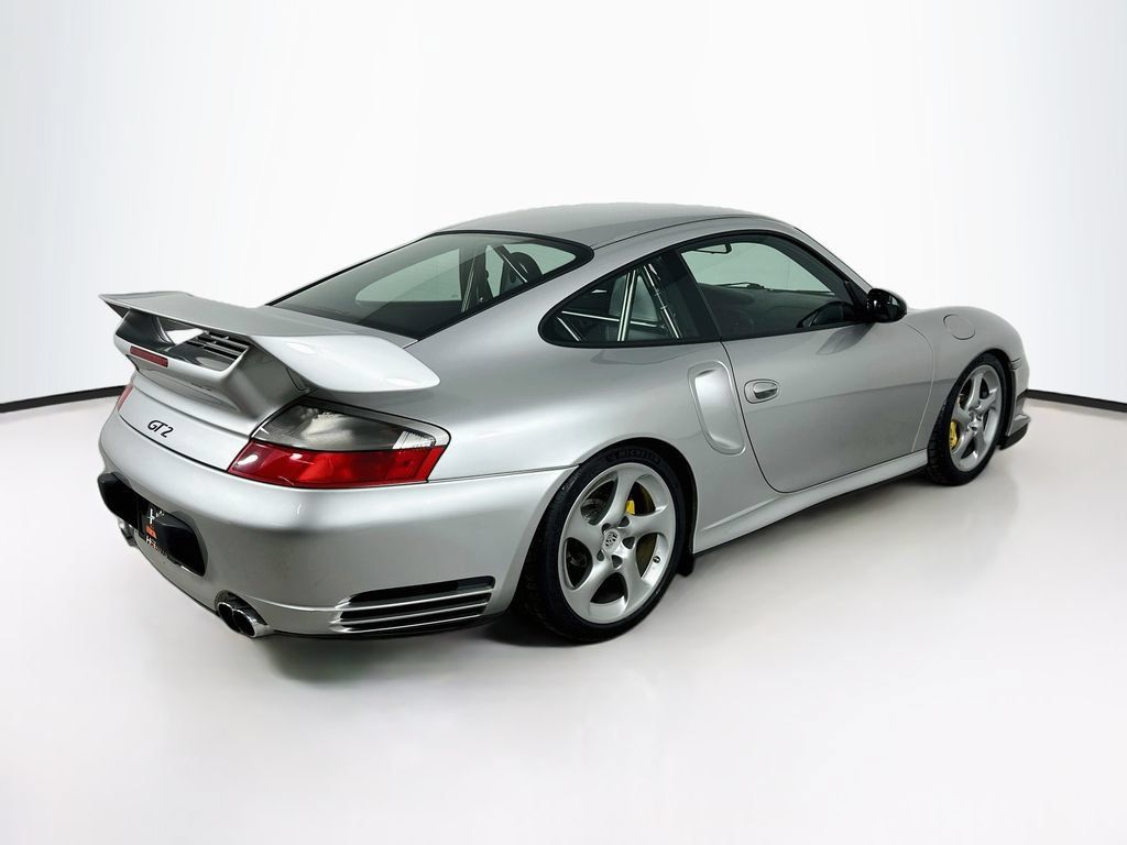 Used 2003 Porsche 911 GT2 RWD image 6