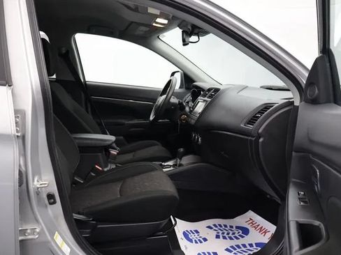 Used 2024 Mitsubishi Outlander Sport SE AWD/4WD image 17