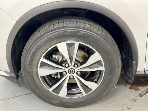 Used 2019 Nissan Murano S FWD image 25