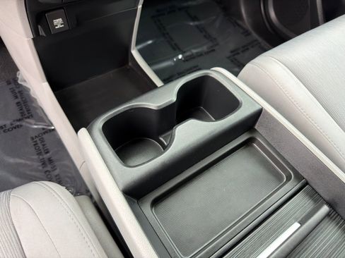 Used 2020 Honda Odyssey EX image 21