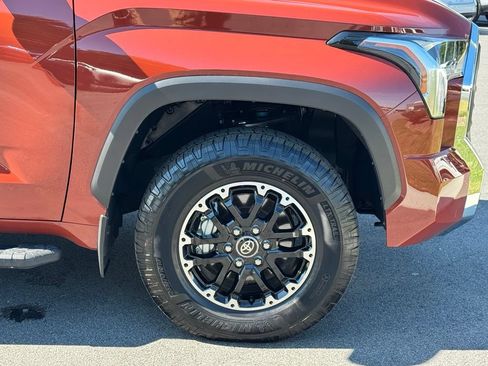 Used 2025 Toyota Tundra SR5 w/ TRD Off-Road Package AWD/4WD image 36