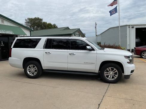 Used 2017 Chevrolet Suburban LT AWD/4WD image 2