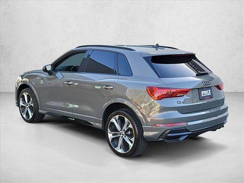 Used 2021 Audi Q3 2.0T Premium Plus w/ Premium Plus Package AWD/4WD image 8