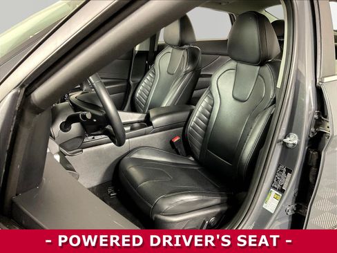Used 2024 Hyundai Elantra Limited FWD image 21