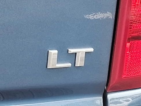 Used 2025 Chevrolet Silverado 2500 LT w/ Convenience Package image 29