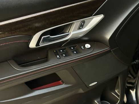 Used 2015 GMC Terrain Denali image 12