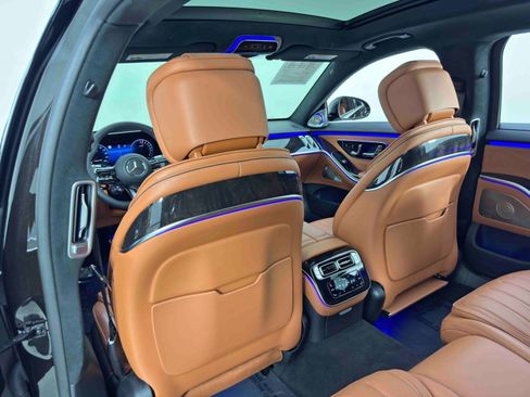 Used 2024 Mercedes-Benz S 63 AMG S w/ Rear Seat Package image 43
