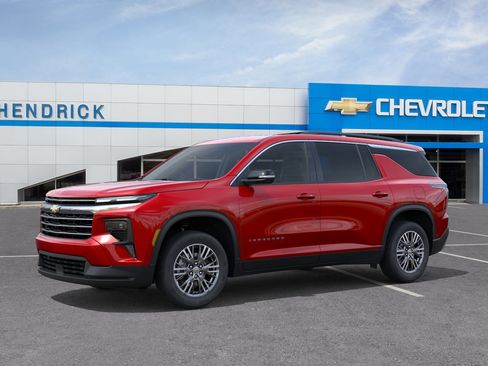 New 2026 Chevrolet Traverse LT FWD image 3
