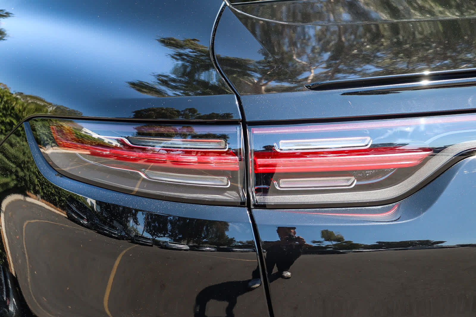 Used 2021 Porsche Cayenne Coupe AWD/4WD image 9