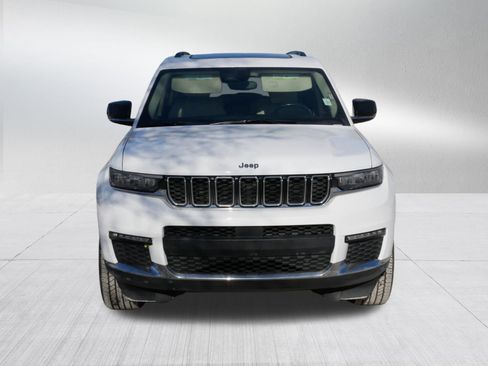 Used 2021 Jeep Grand Cherokee L Limited image 2