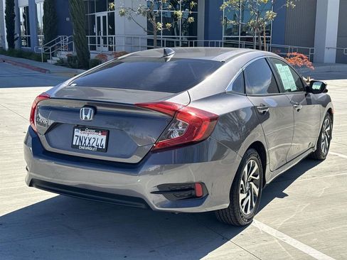 Used 2017 Honda Civic EX image 3